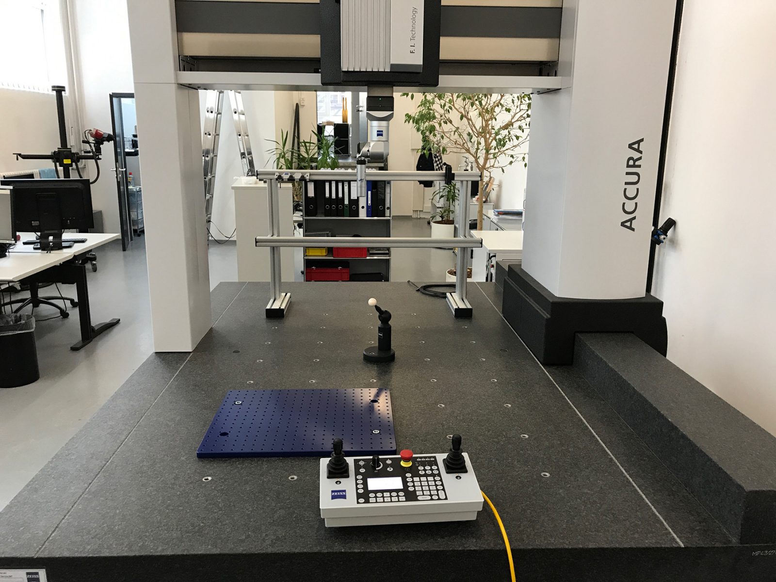 ZEISS ACCURA die mitwachsende Lösung bei units units Die Einheit